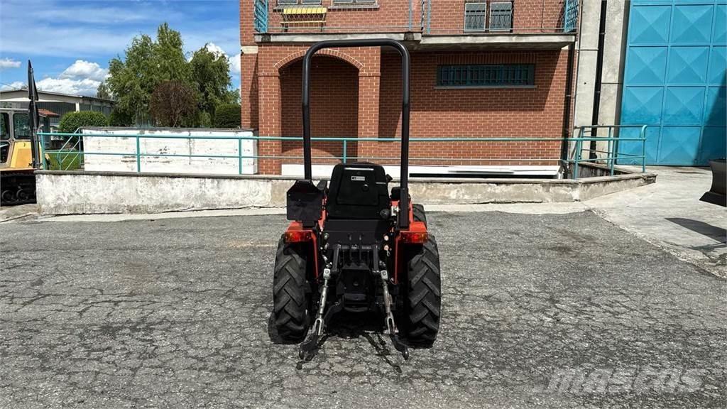  Tigretrac 3800 4x4 Sniježne daske i  plugovi