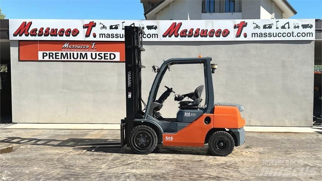 Toyota 02-8FDF30 Dizelski viličari