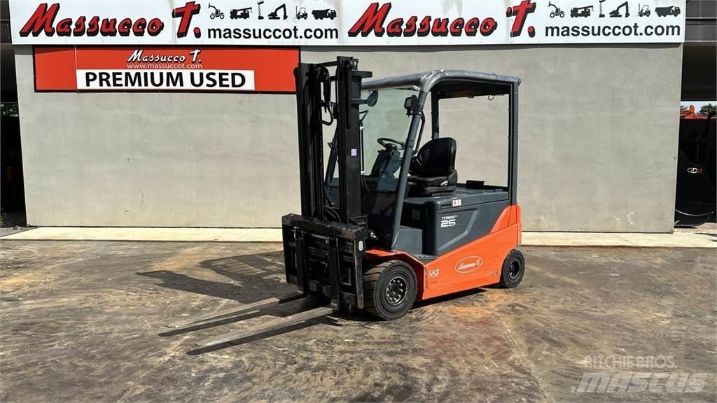 Toyota 8FBMT25 Električni viličari