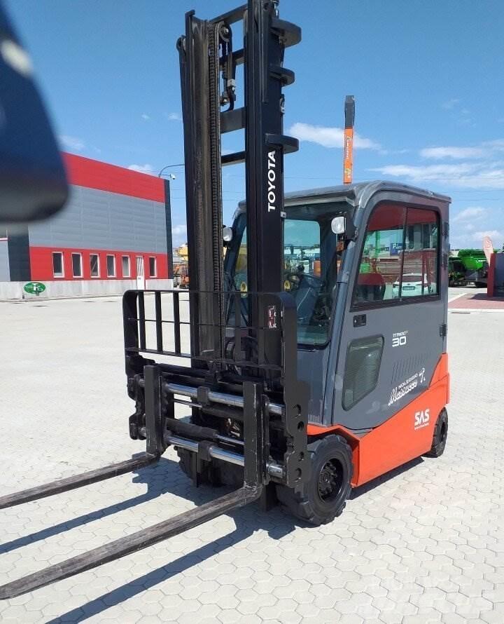 Toyota 8FBMT30 Električni viličari
