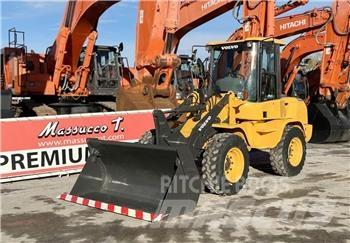 Volvo L30G Utovarivači na kotačima