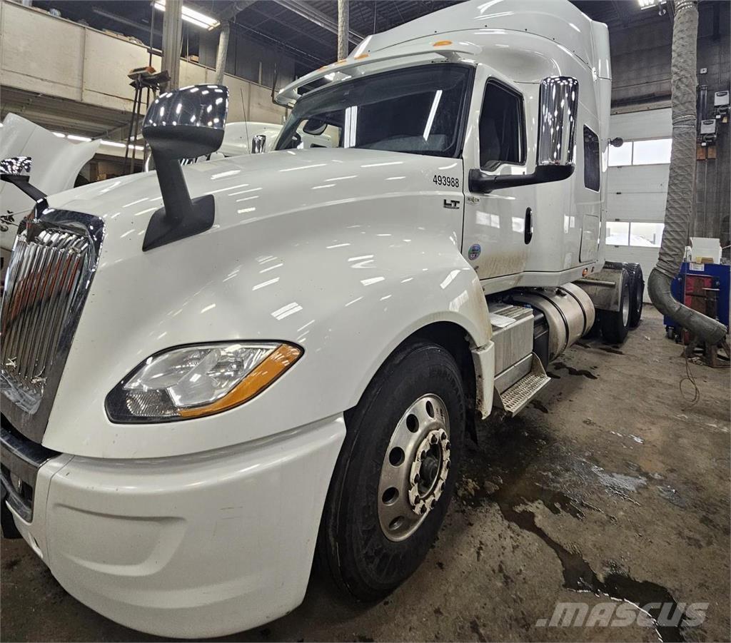 International LT Traktorske jedinice