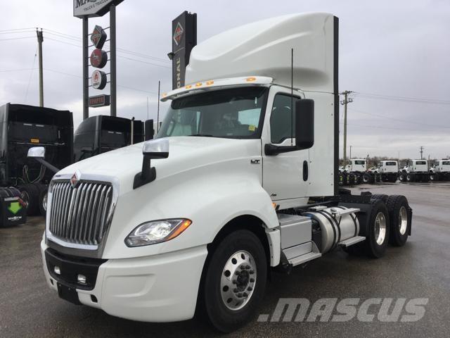 International LT Traktorske jedinice