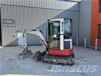 Takeuchi TB 23 Mini bageri <7t