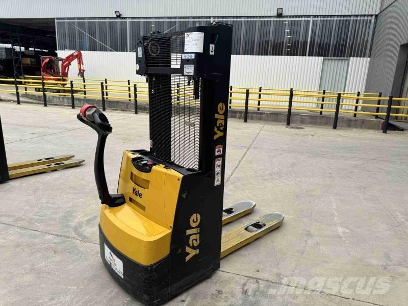 Yale MS10 Ručni električni viličar