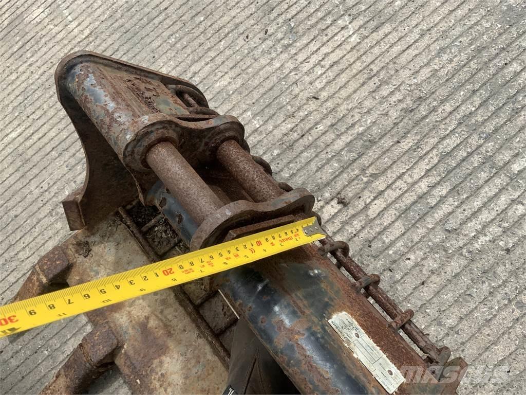 JCB 2ft bucket Poljoprivreda – ostalo