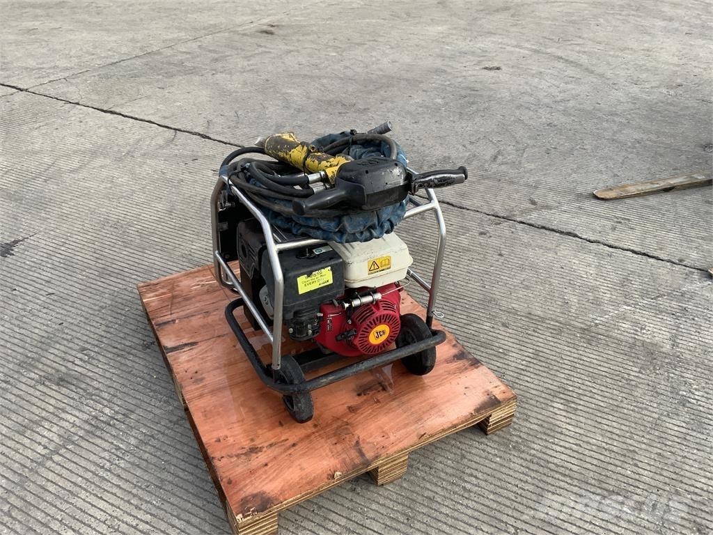 JCB Beaver Pack Poljoprivreda – ostalo
