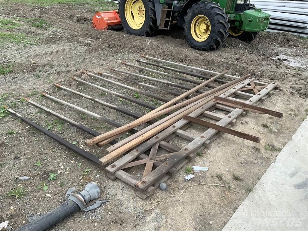  Old School Hay Rake Poljoprivreda – ostalo