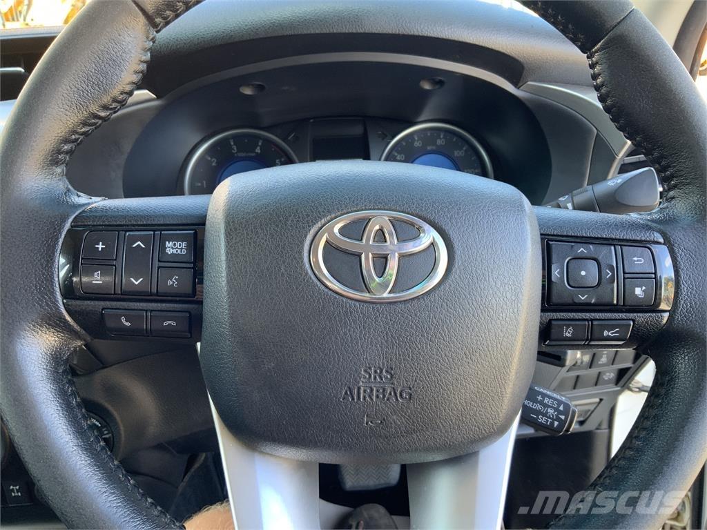 Toyota Hilux (ST24384) Poljoprivreda – ostalo