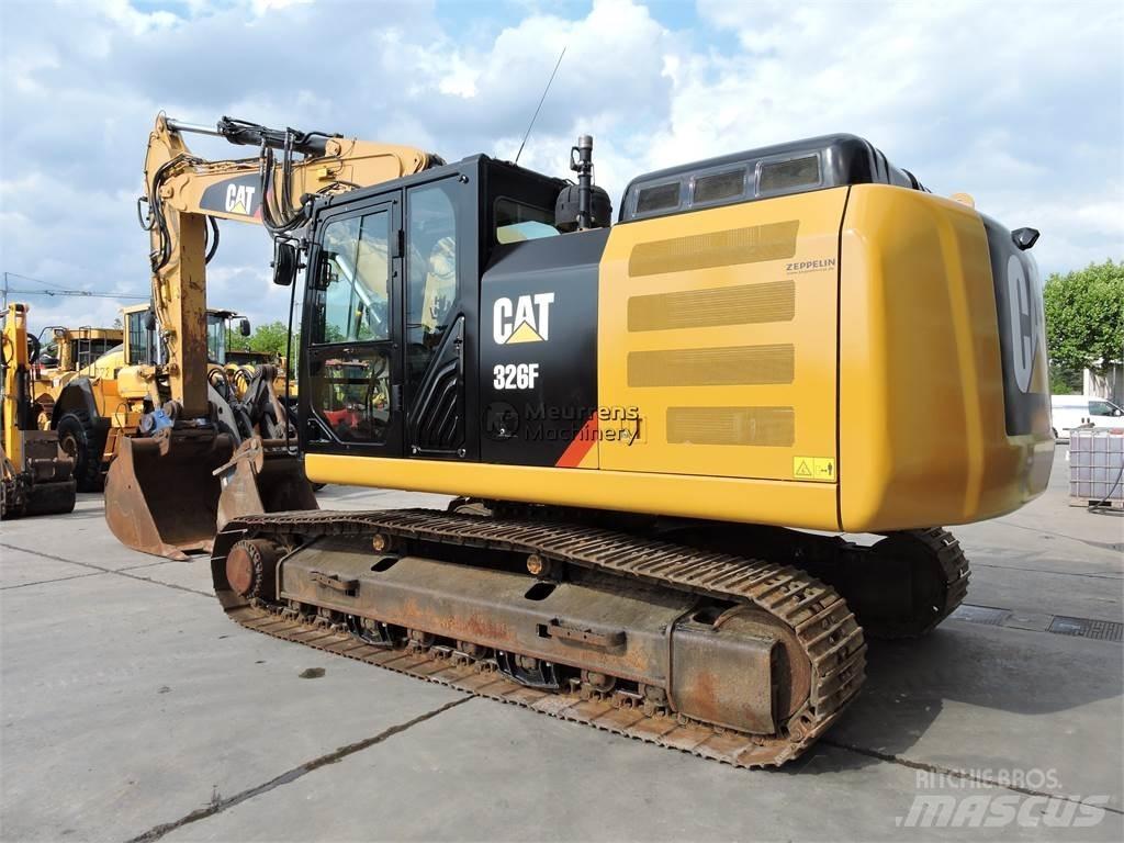 CAT 326F Bageri gusjeničari