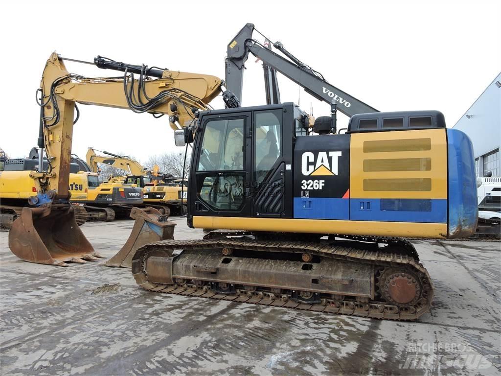 CAT 326F Bageri gusjeničari