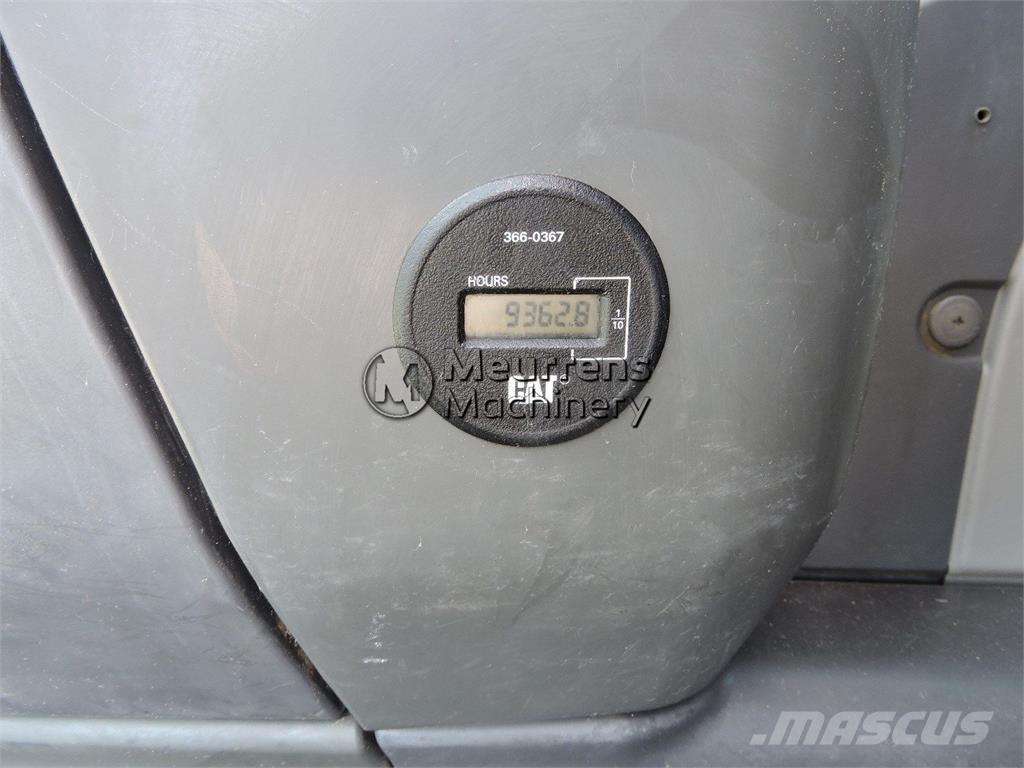 CAT 328 D Bageri gusjeničari