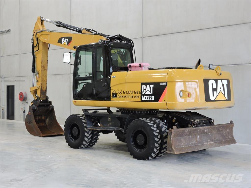 CAT M322D Bageri na kotačima
