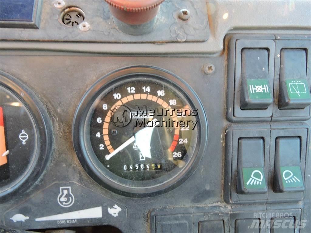 Fermec 965 Utovarni rovokopači
