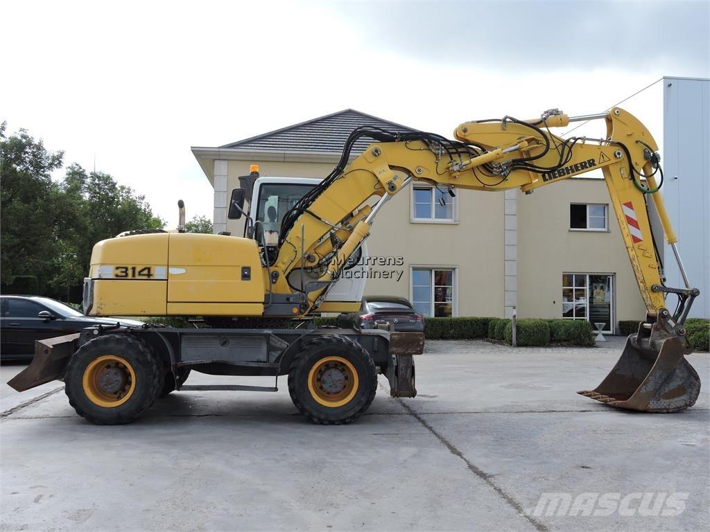 Liebherr A314 Bageri na kotačima