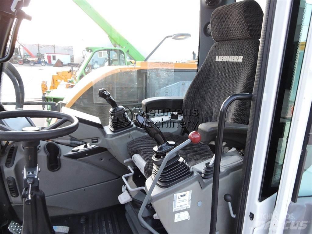 Liebherr A910 Bageri na kotačima