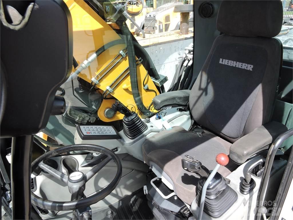Liebherr A918 Bageri na kotačima