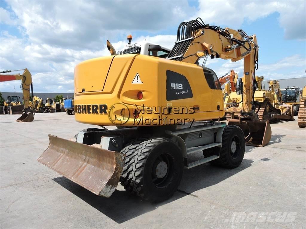 Liebherr A918 Bageri na kotačima