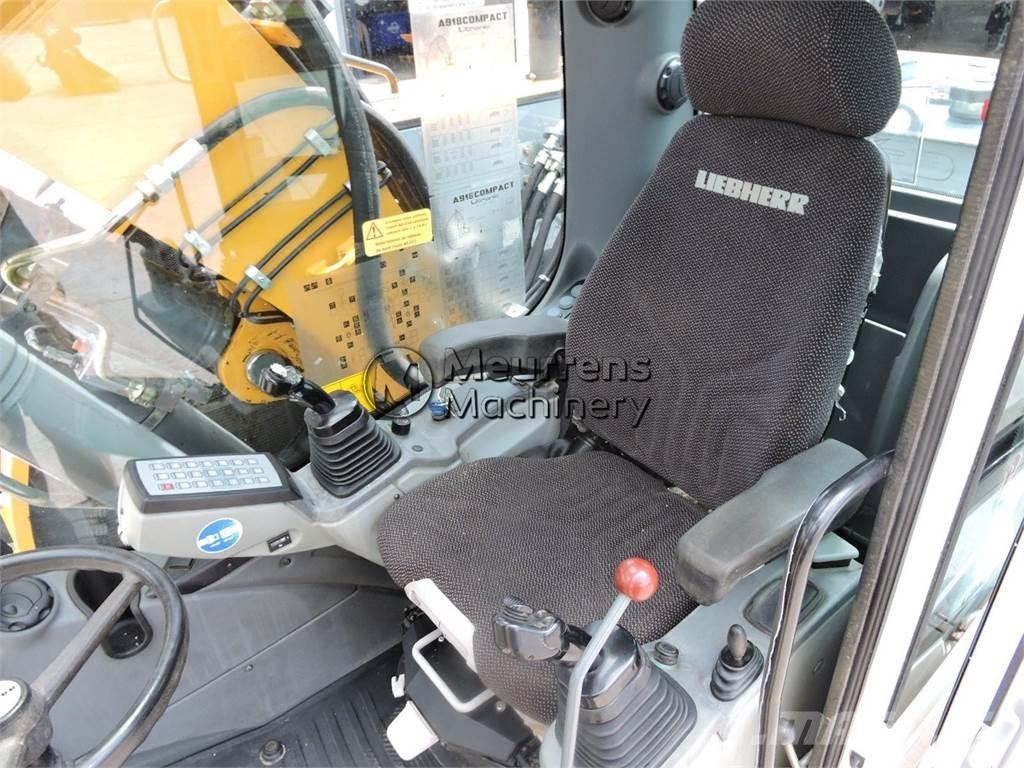 Liebherr A918 Bageri na kotačima