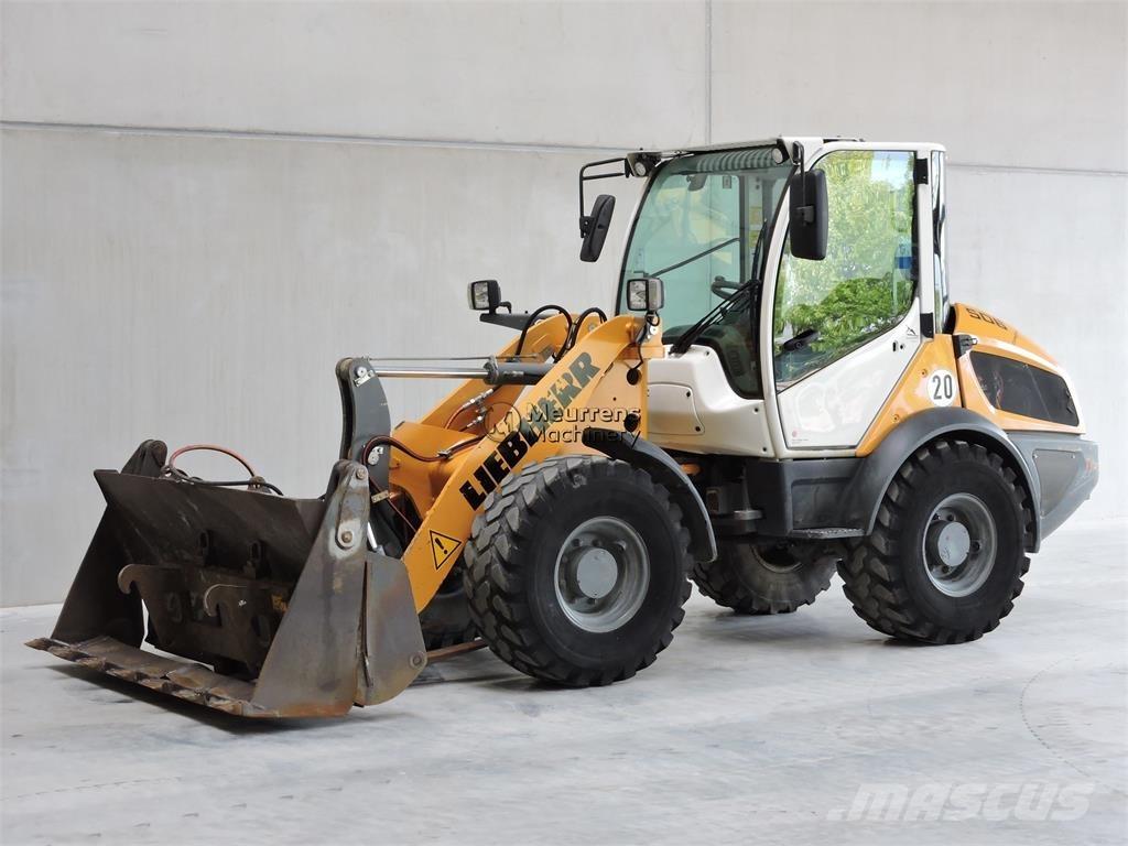 Liebherr L506 + FORK Utovarivači na kotačima