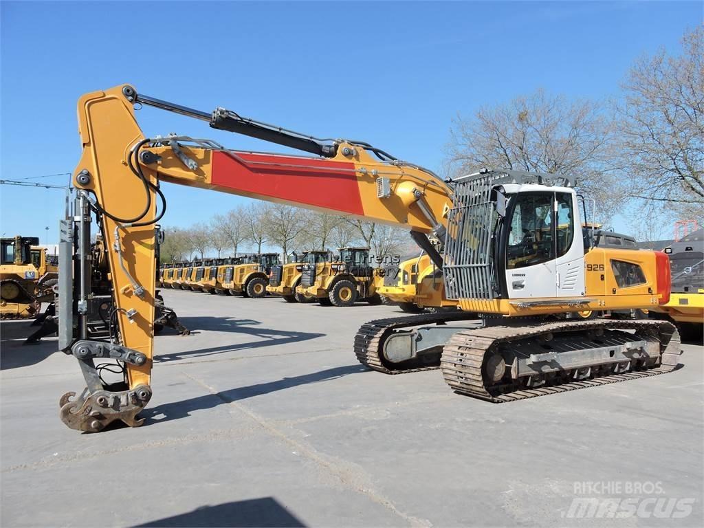 Liebherr R926LC Bageri gusjeničari