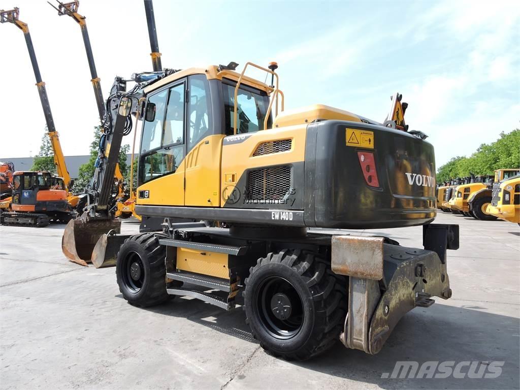 Volvo EW140D Bageri na kotačima
