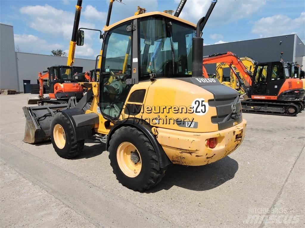 Volvo L25F + Fork Utovarivači na kotačima