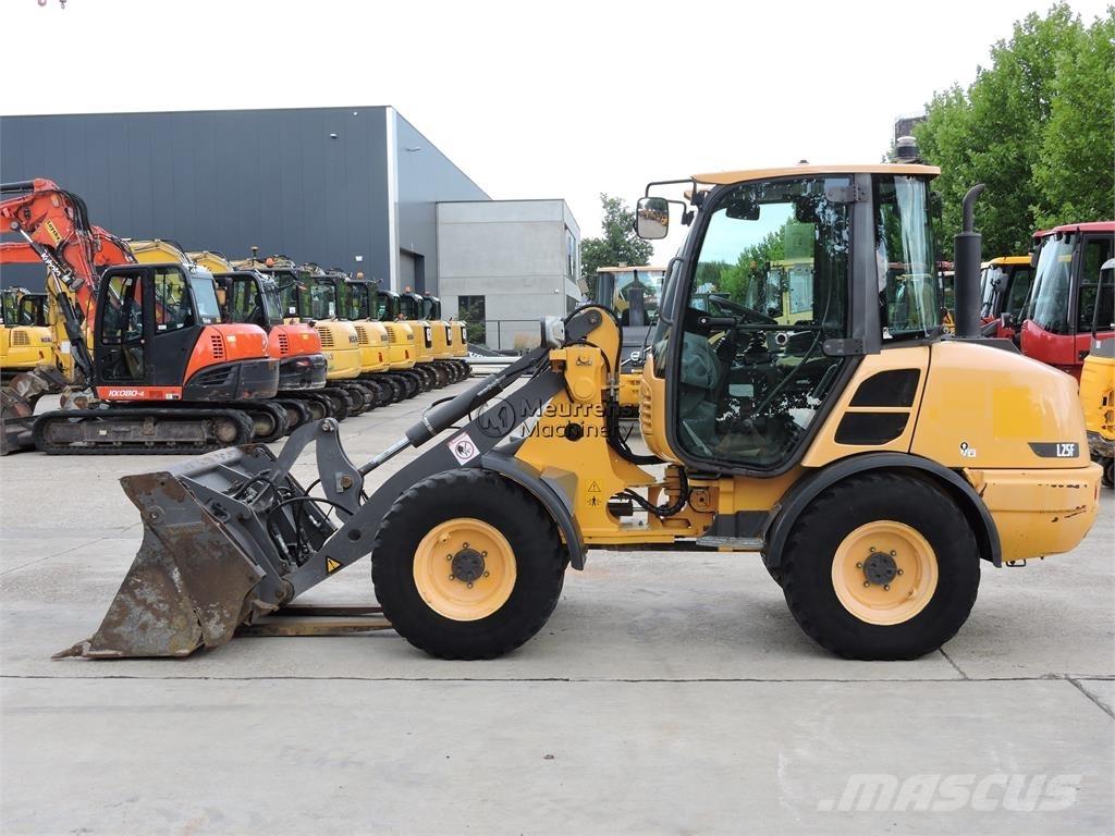 Volvo L25F + FORK Utovarivači na kotačima