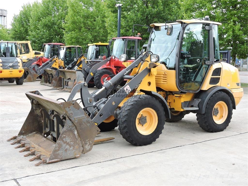 Volvo L25F + FORK Utovarivači na kotačima
