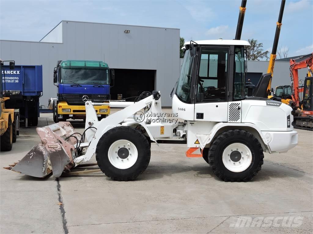 Volvo L30G + FORK Utovarivači na kotačima