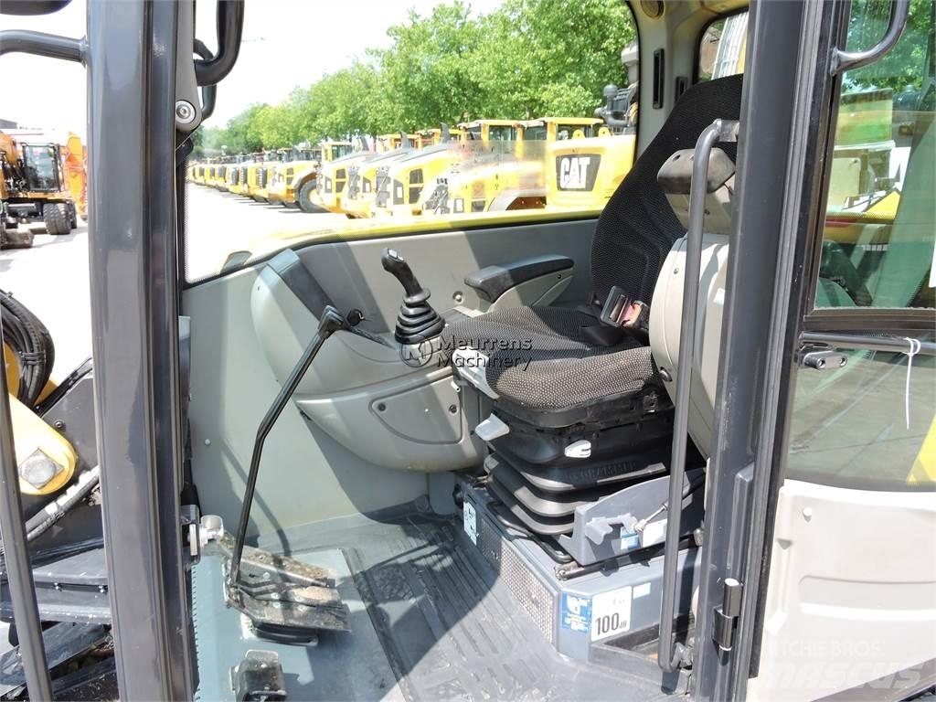 Yanmar SV120 Bageri gusjeničari