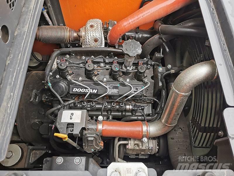 Doosan DX 140 LCR-7 Bageri gusjeničari