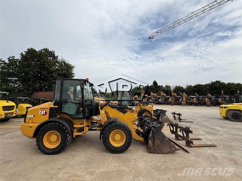 CAT 908M Utovarivači na kotačima