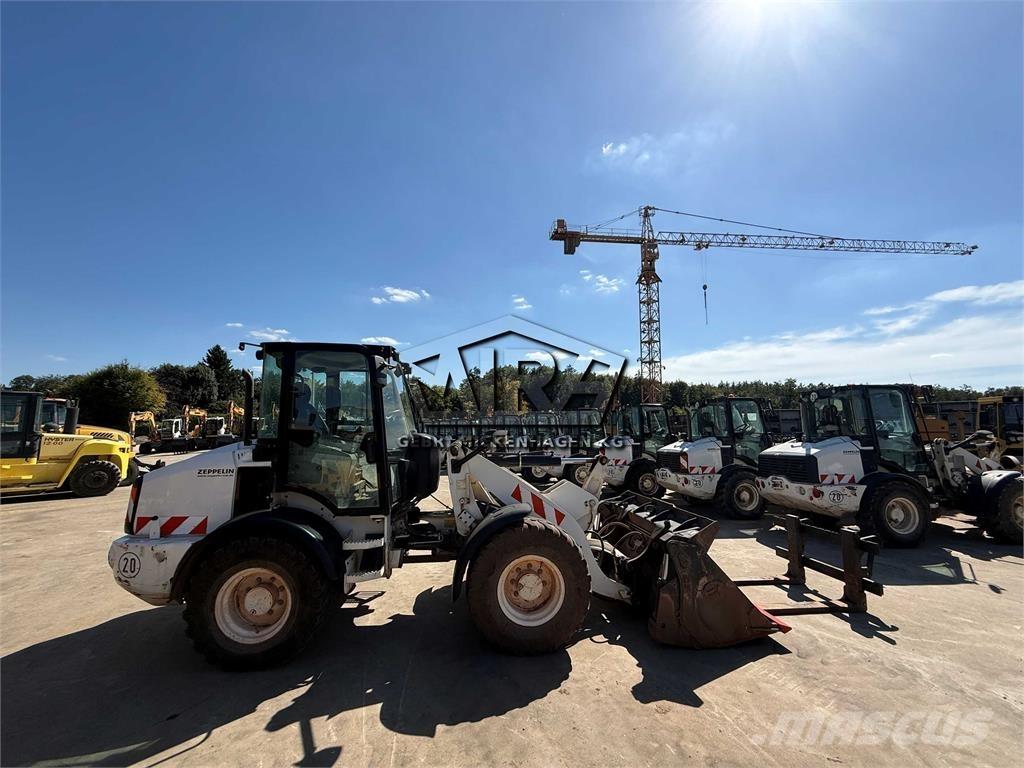 CAT 908M Utovarivači na kotačima