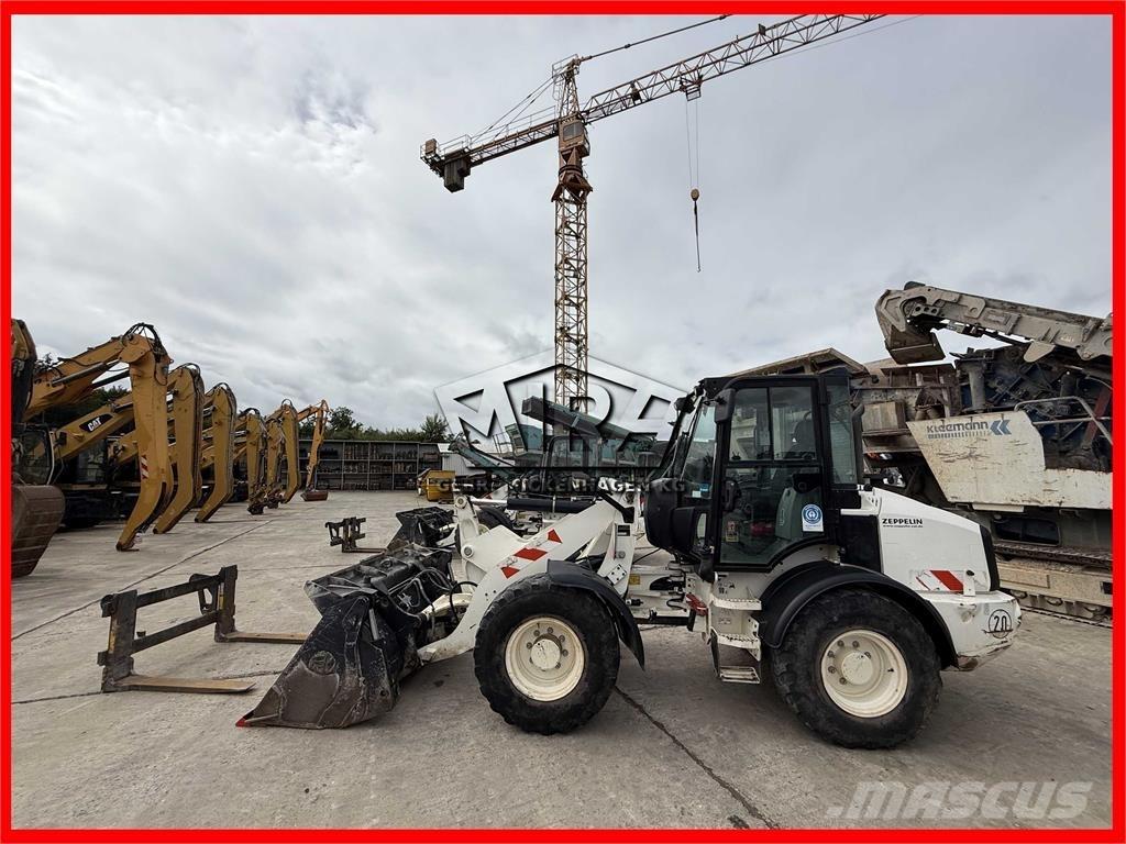 CAT 908M Utovarivači na kotačima