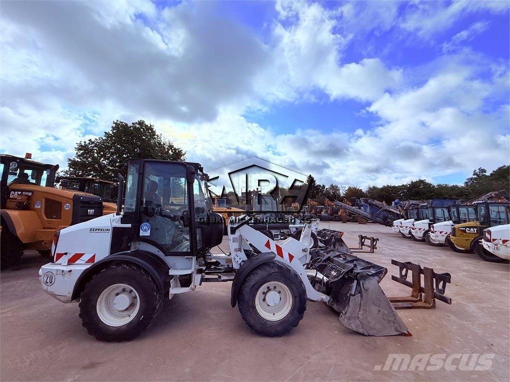 CAT 908M Utovarivači na kotačima