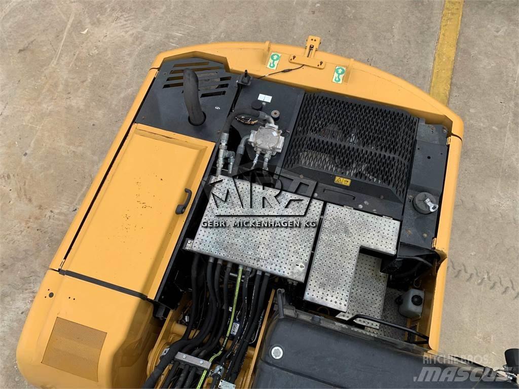 CAT M 316D Bageri na kotačima