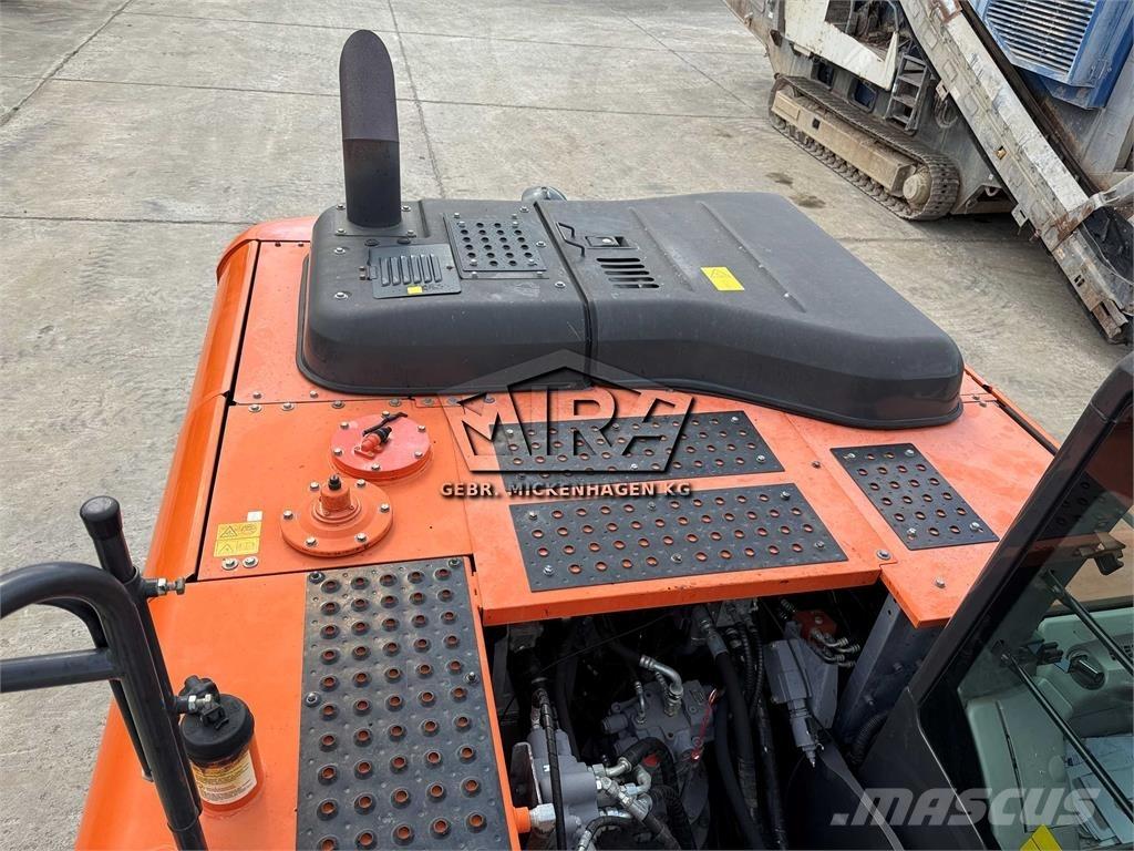 Hitachi ZX 220W-6 Bageri na kotačima