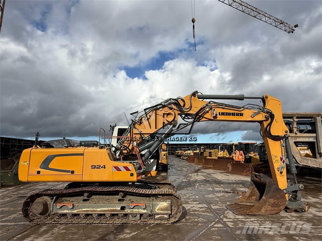 Liebherr R 924 LC Bageri gusjeničari