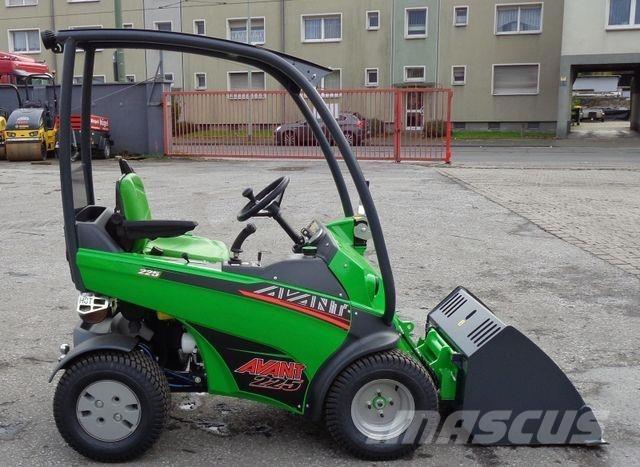 Avant Tecno 225 Utovarivači na kotačima