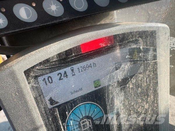 CAT 318F Bageri na kotačima