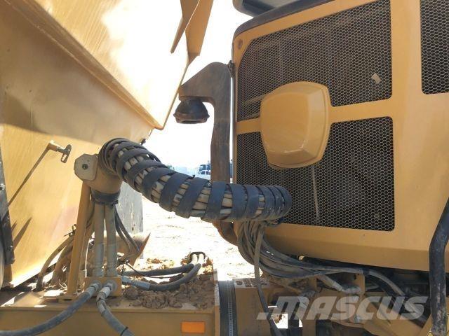 CAT 730 Građevinarstvo – ostalo