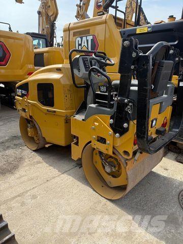 CAT CB2.5 Ostali strojevi za gradnju cesta