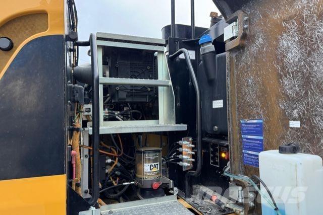 CAT | M320F Oilquick Građevinarstvo – ostalo