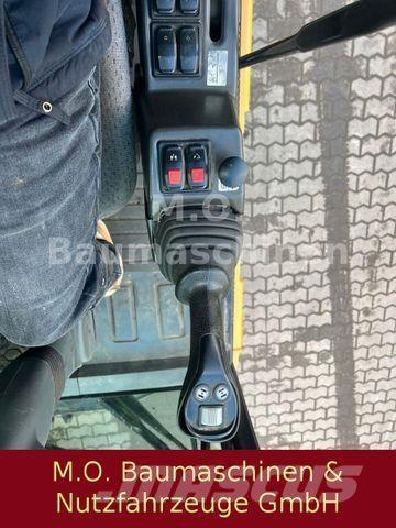 CAT MH 3022 Bageri na kotačima