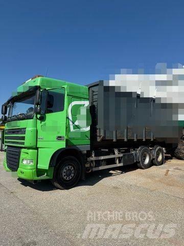 DAF FAS XF 105 Rol kiper kamioni s kukama za dizanje