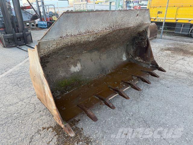  DIV. SCHAUFEL Utovarivači na kotačima