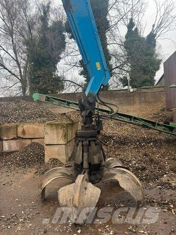 Fuchs MHL320 T4f Bageri na kotačima