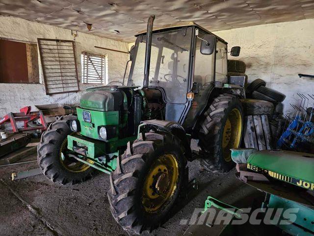 John Deere 1850 A Traktori