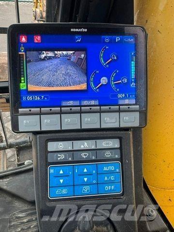 Komatsu PC210LC11 Bageri gusjeničari